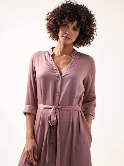 Model wears Carmel Ecovero™ Shirt Dress in Plum