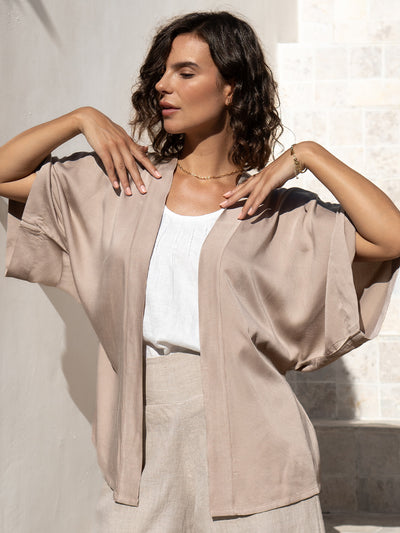 Model wears Lucca Bamboo Kimono in Champagne